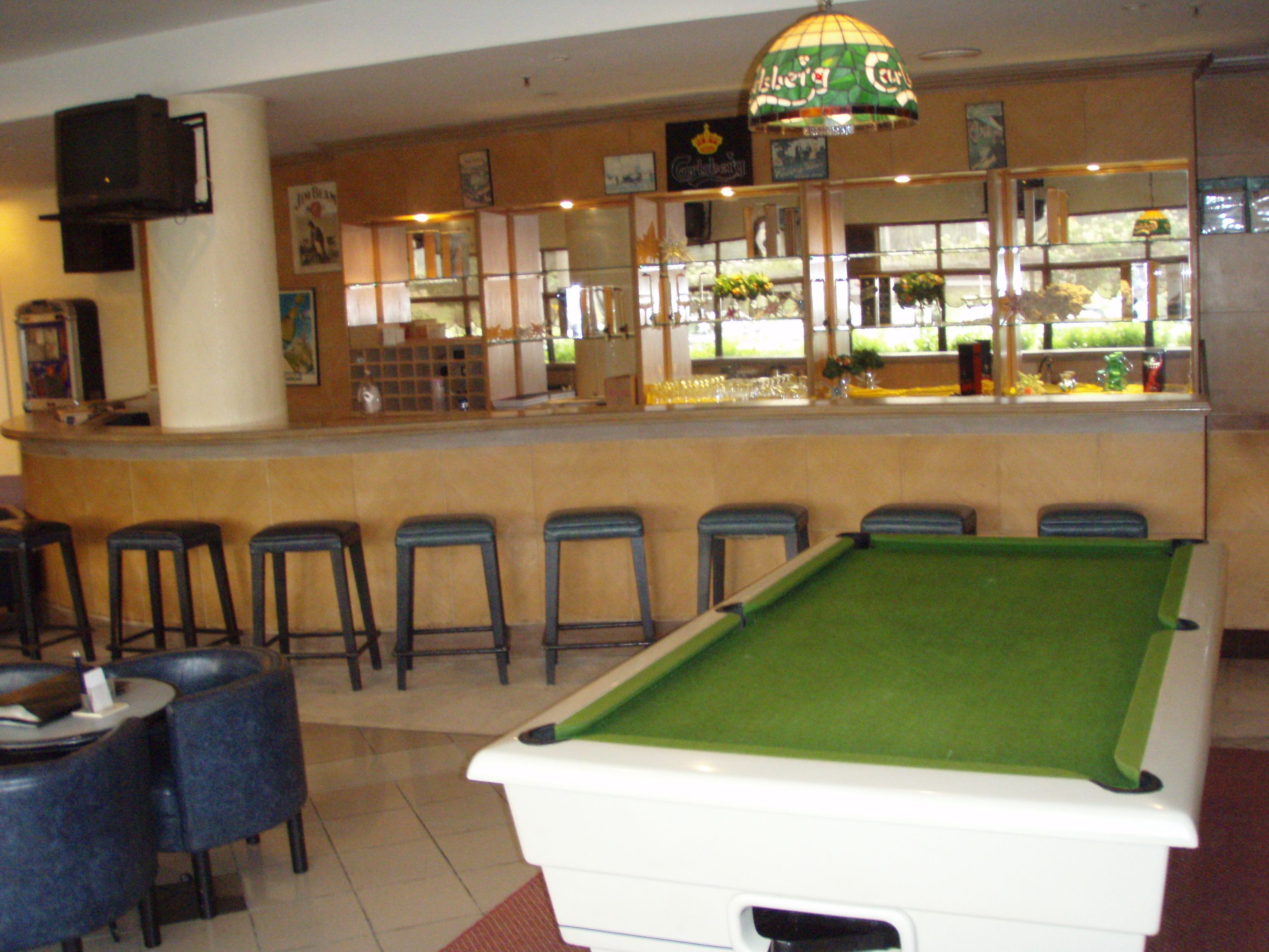 Bar (di hartanah)