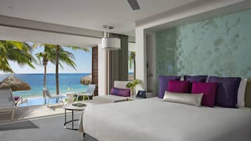 Xhale Club Junior Suite Swim Out Ocean Front King | Minibar, coffre-fort, bureau