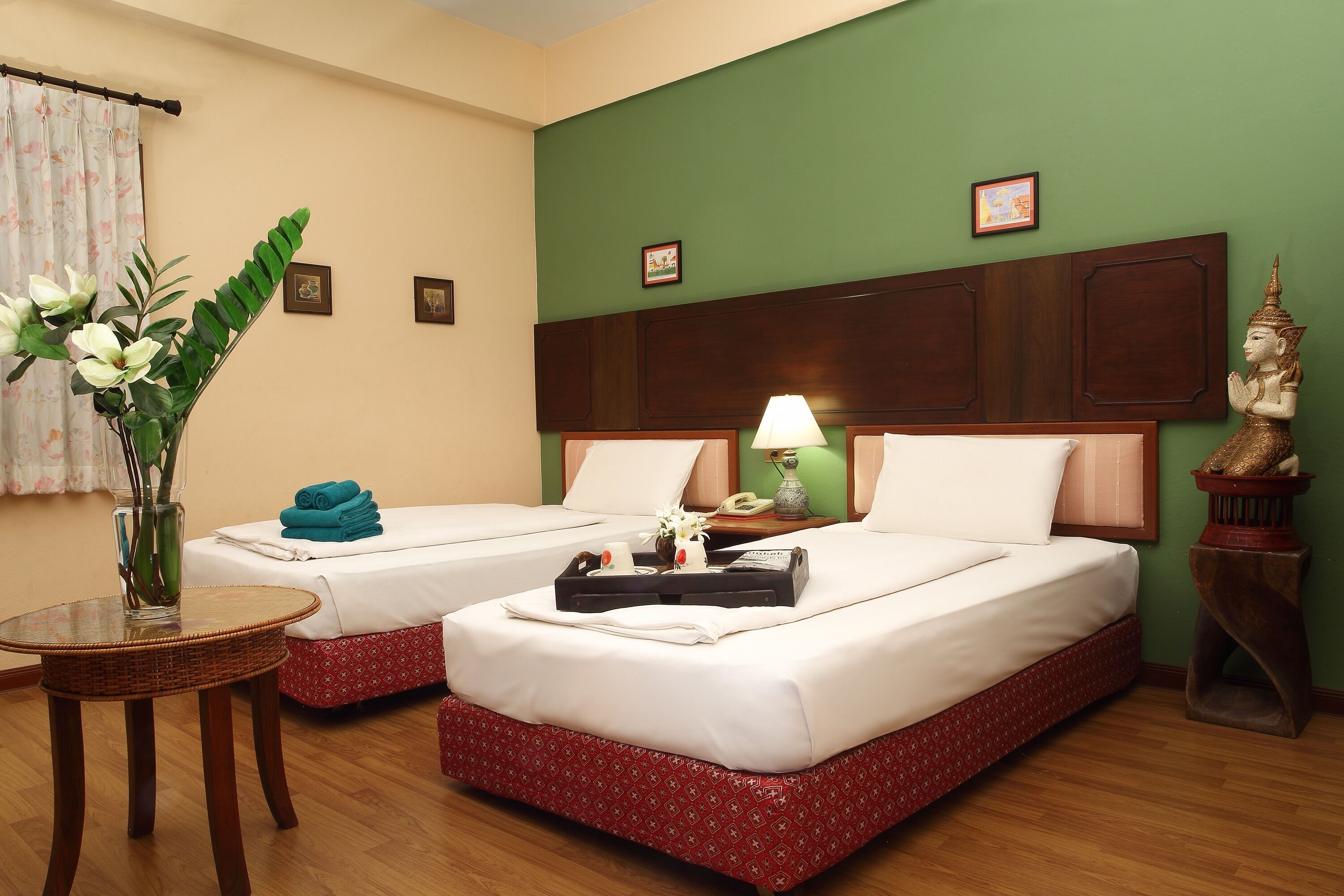superior twin room | 1 bedroom, desk, free wifi, bed sheets