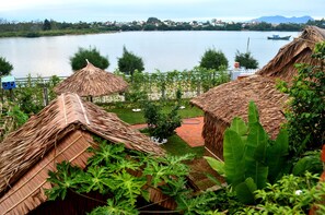 Property grounds - Villa Orchid Garden Riverside Hoi An (Da Nang)