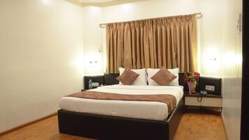 Executive Room Non AC | In-room safe, desk, iron/ironing board, free WiFi