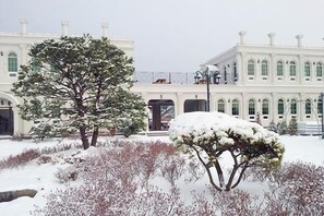 Exterior - Chagall Pension (Taean)