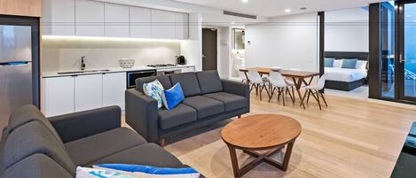 Three Bedroom Family Apartment | Private kitchen | Full-size fridge, microwave, stovetop, dishwasher