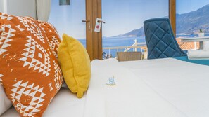 Standard Room | Minibar, desk, laptop workspace, free WiFi - Peace Hotel (Kas)