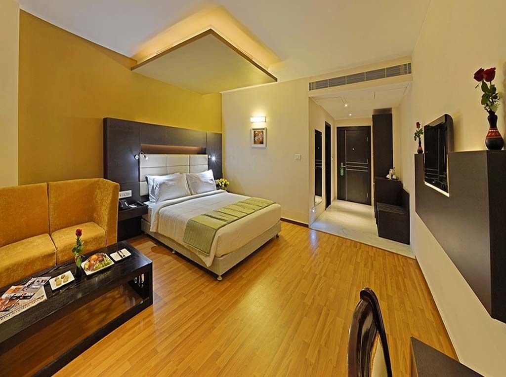 premium bedding, minibar, in-room safe, individually furnished