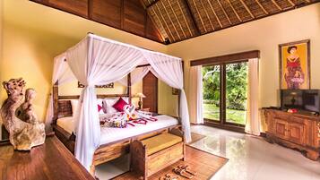 Luxe beddengoed, een minibar, een kluis op de kamer, geluiddichte muren