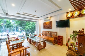 ロビー応接スペース