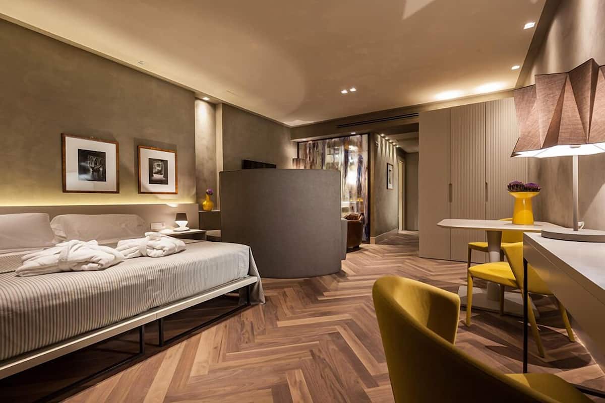 Suite, Gartenblick (sensory shower and turkish bath)