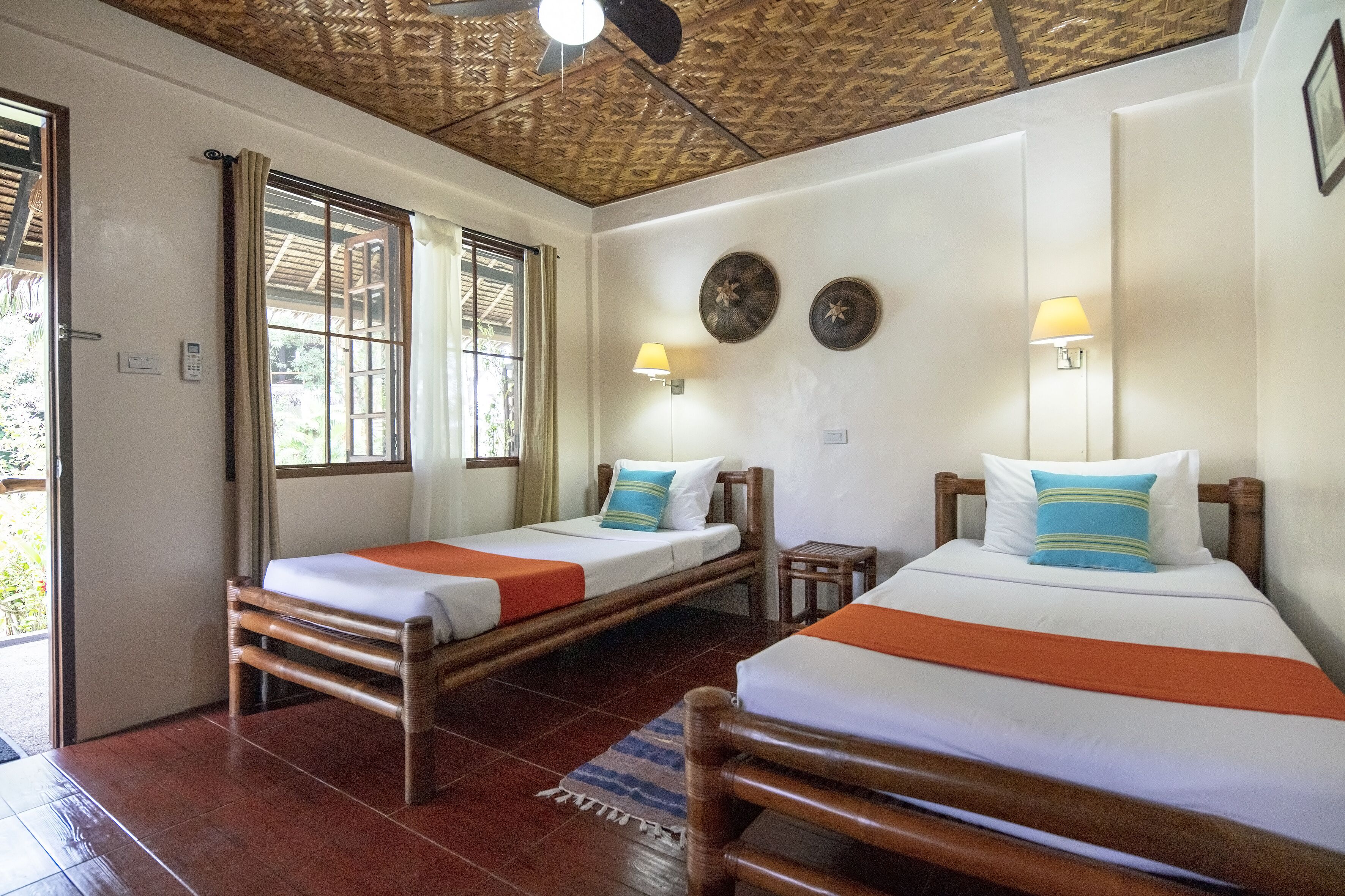 standard garden/pool view   | 1 bedroom, minibar, in-room safe, desk