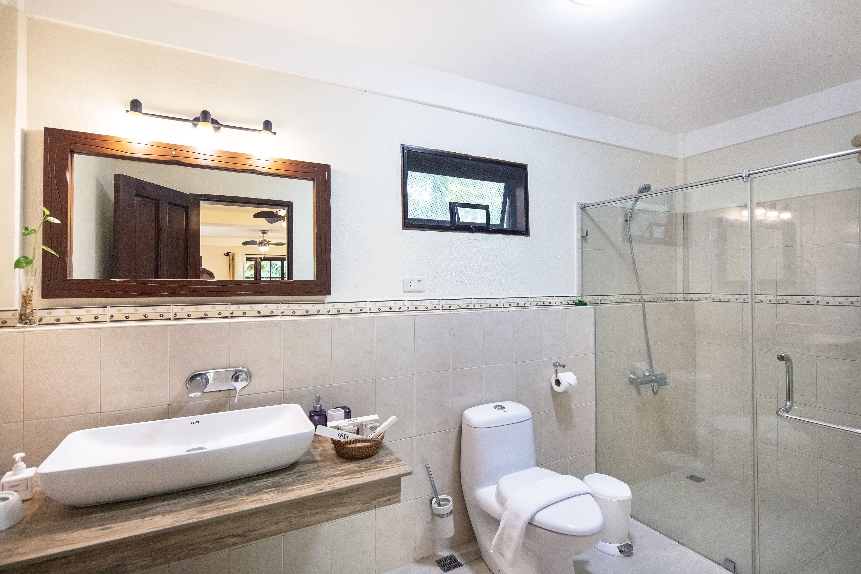 superior deluxe | bathroom | shower, free toiletries, hair dryer, towels