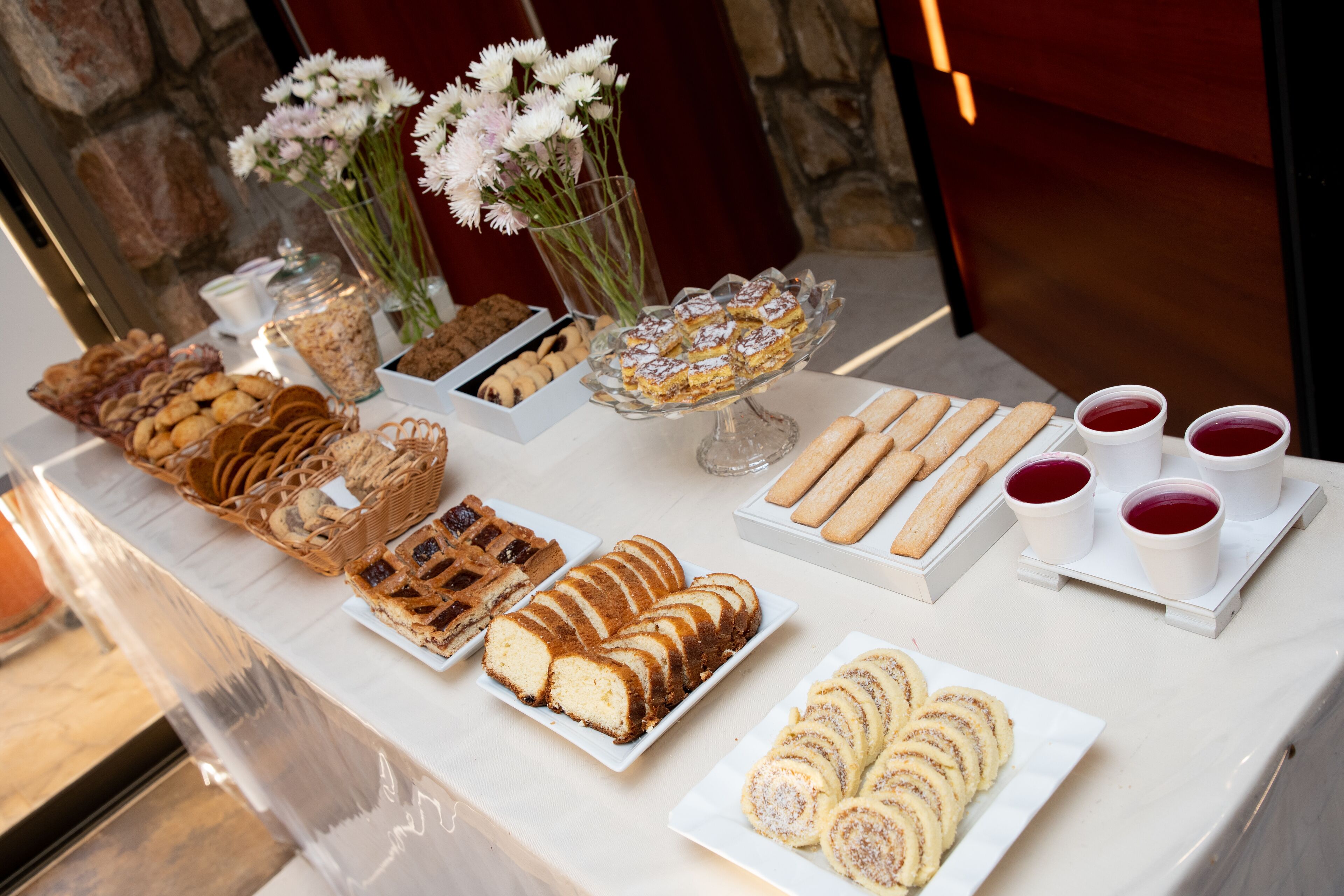 فطور أوروبي مجانًا يوميًا