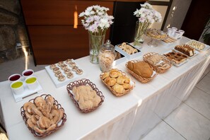 Petit déjeuner continental compris tous les jours