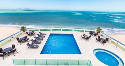 Royal Macaé Palace Hotel