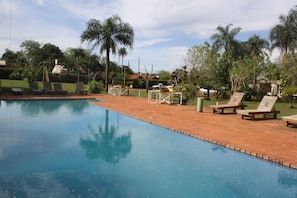 Piscine extérieure
