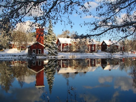 Detalhe da fachada. Ahlström Ruukki Noormarkku