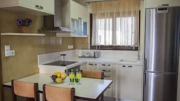 Villa, 4 Bedrooms, Private Pool, Sea View | Private kitchen | Fridge, microwave, oven, stovetop