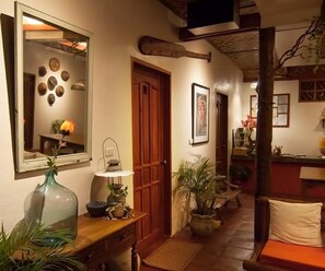 Interior - Sumisid Lodge (Moalboal)