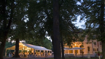 Area per matrimoni all'aperto