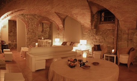 Restaurant. Villa Scati Apartments