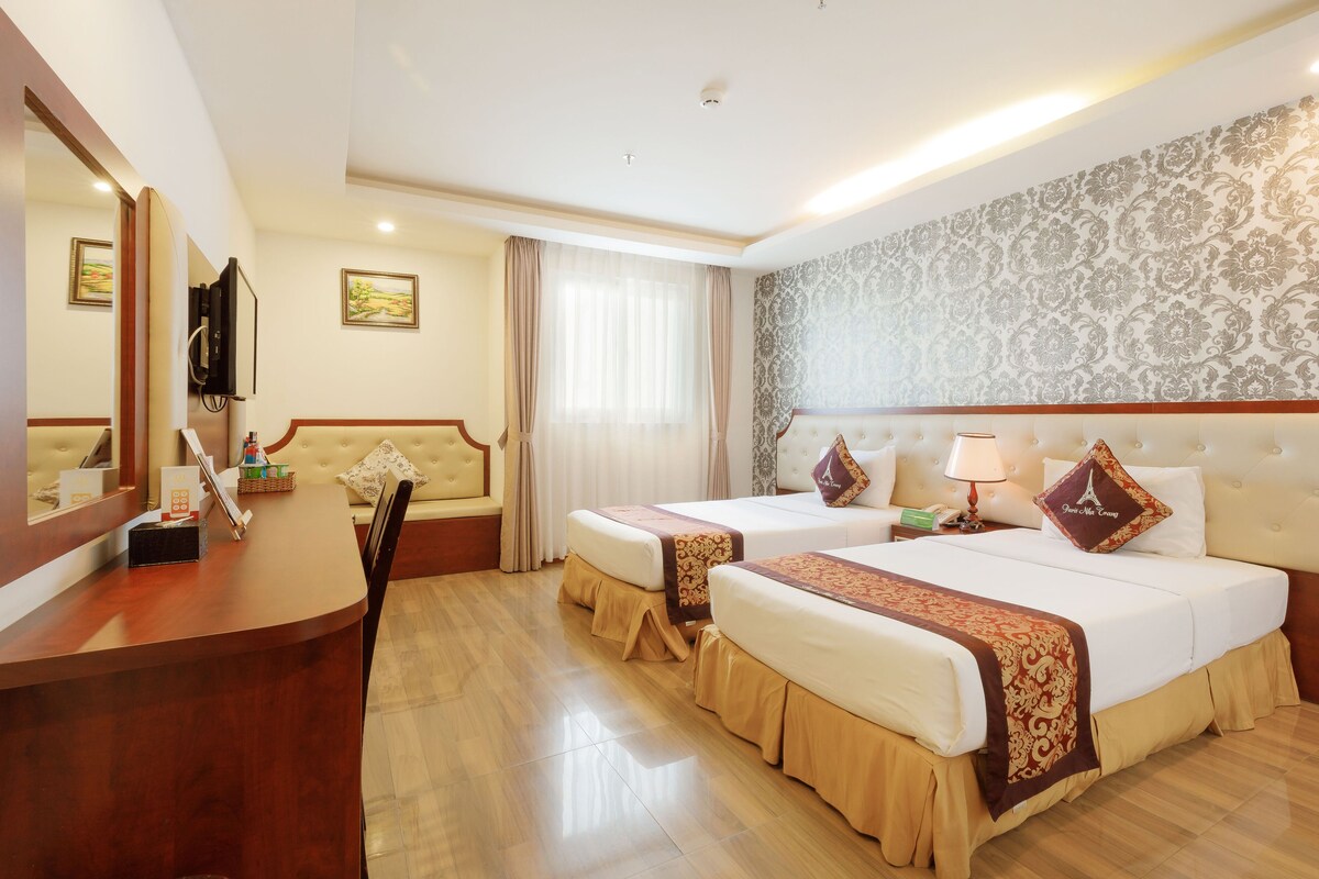 Premium bedding, memory-foam beds, minibar, in-room safe