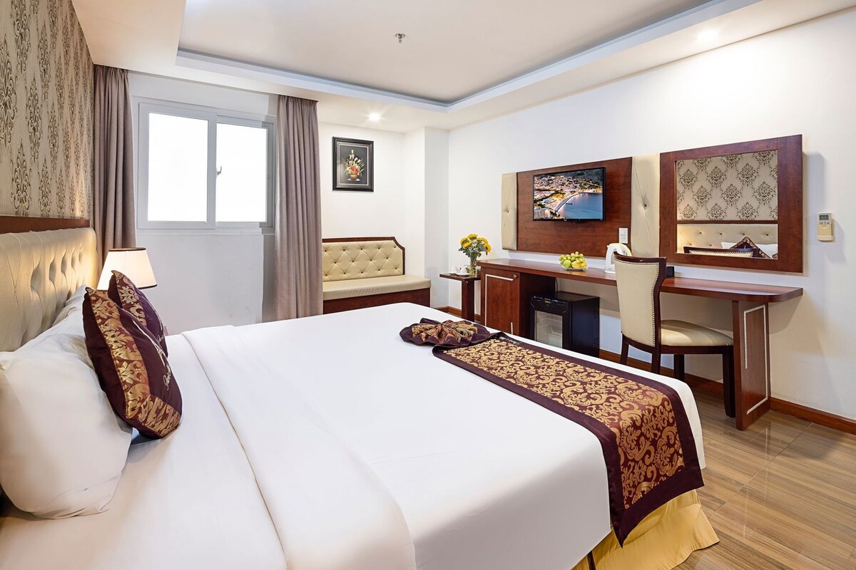 Premium bedding, memory-foam beds, minibar, in-room safe