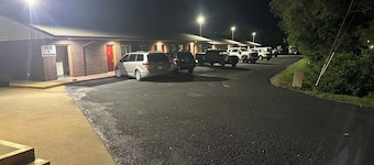Economy Inn