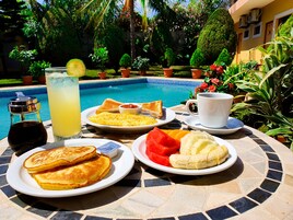Desayuno a la carta incluido todos los días 