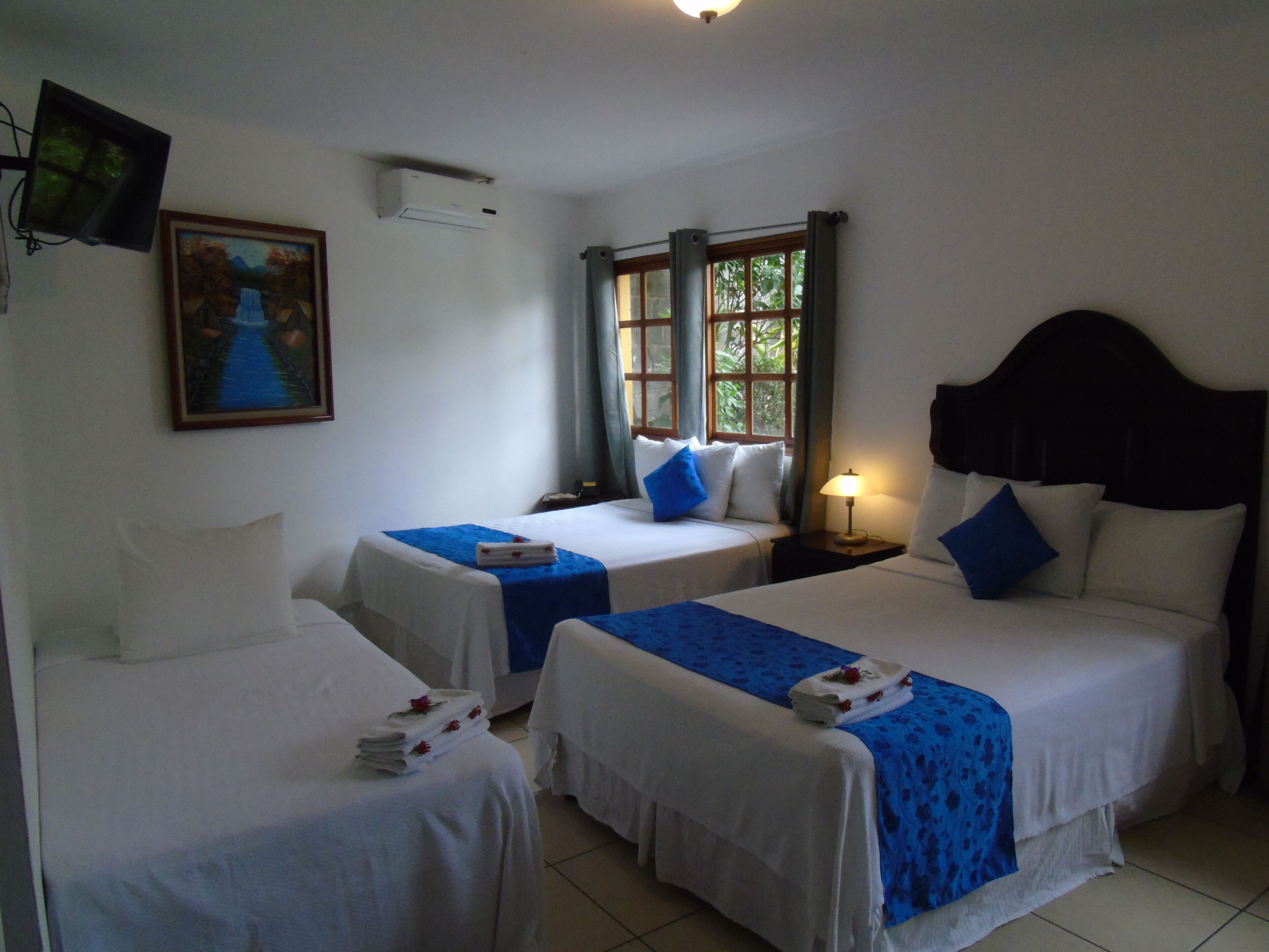 Photo - Hotel Los Pinos