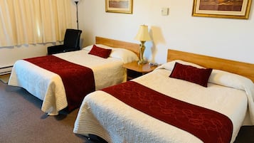 Room, 1 Queen Bed | Desk, soundproofing, iron/ironing board, rollaway beds