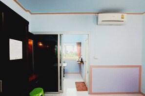 Standard Double  Air-Condition | ผ้าปูที่นอนฝ้ายอียิปต์, เครื่องนอนระดับพรีเมียม, เตียงเมมโมรีโฟม