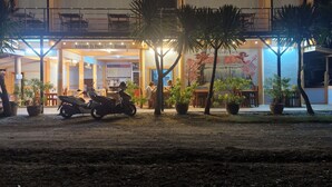 Imej tidak diklasifikasikan, 5 daripada 99, butang