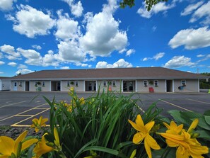 Exterior - Antigonish Evergreen Inn (Sylvan Valley)