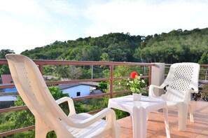 Deluxe Room with Balcony  | Terrace/patio - Lanta Nice Beach House (Ko Lanta)