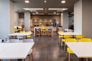 Free daily self-serve breakfast