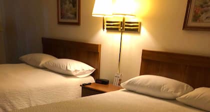 Coronado Motel and RV Park