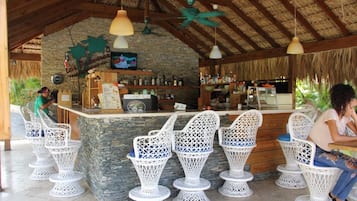 Bar (en la propiedad)