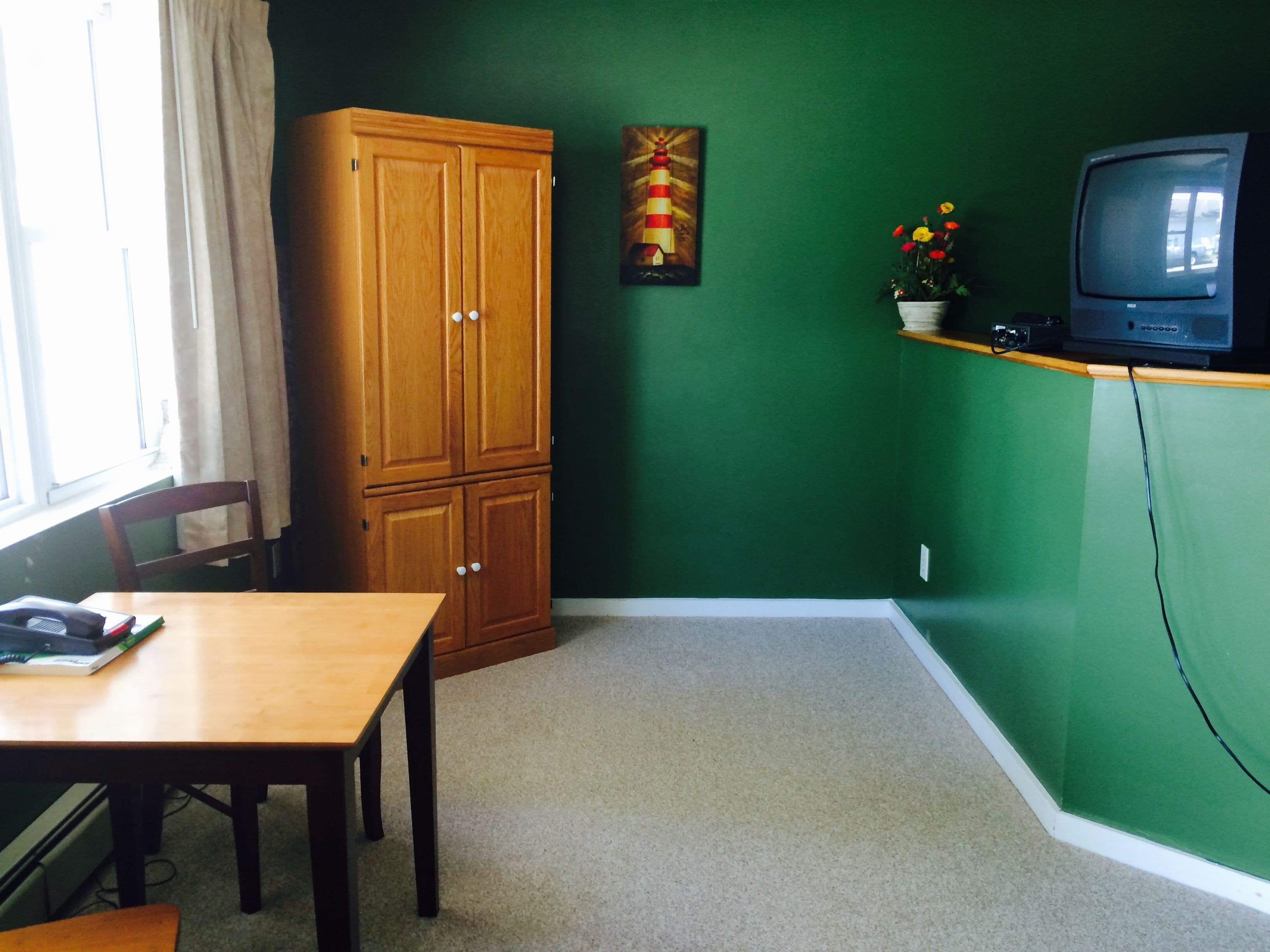 Suite, cocina | 1 habitación, camas extra, wifi gratis y ropa de cama 