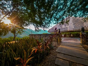 Breakfast, lunch, dinner served; international cuisine 