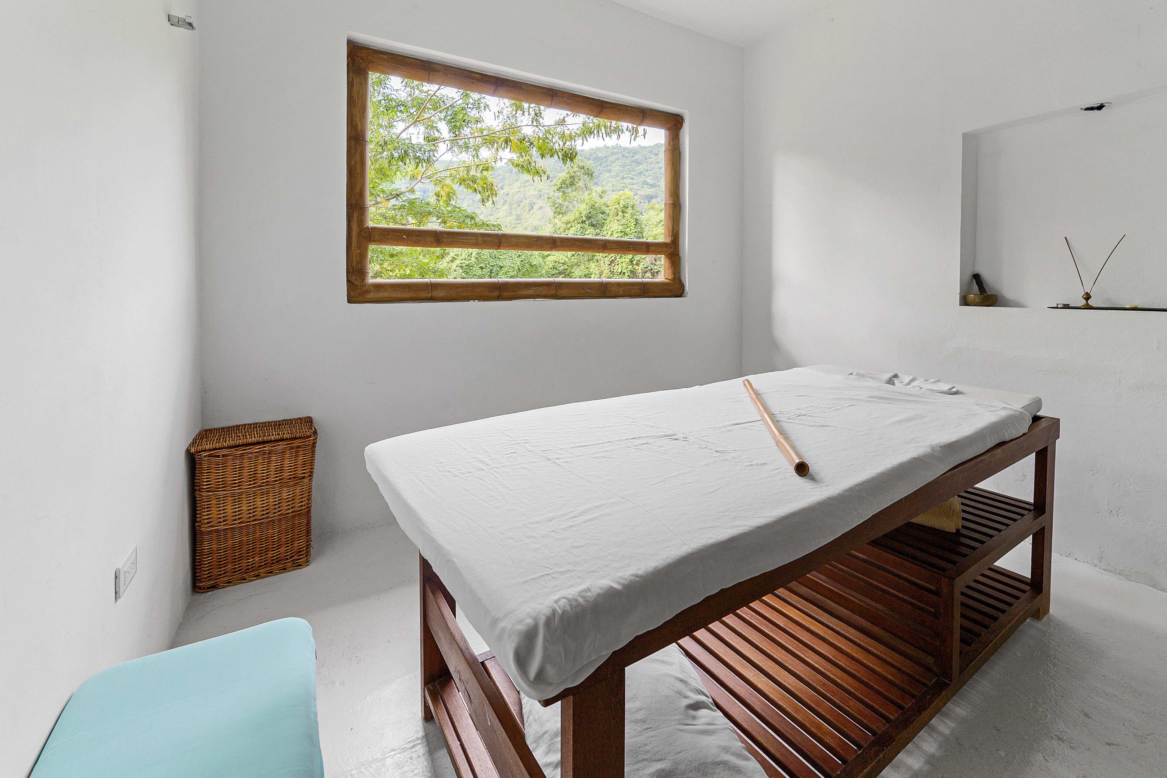 couples treatment room(s), hot tub, steam room, turkish bath/hammam