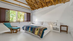 Superior Suite, Multiple Beds | Desk, laptop workspace, free WiFi, individually decorated - Entremonte Wellness Hotel & Spa (Apulo)