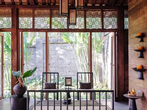 Luxury Villa (Free Yoga Session) | Living area | 40-inch LED TV with cable channels, TV - Kalapa Resort and Yoga retreat (Canggu)