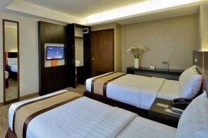 Minibar, caja de seguridad en la habitación, camas extra y wifi gratis 