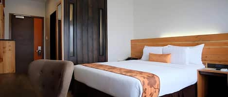 Minibar, in-room safe, rollaway beds, free WiFi
