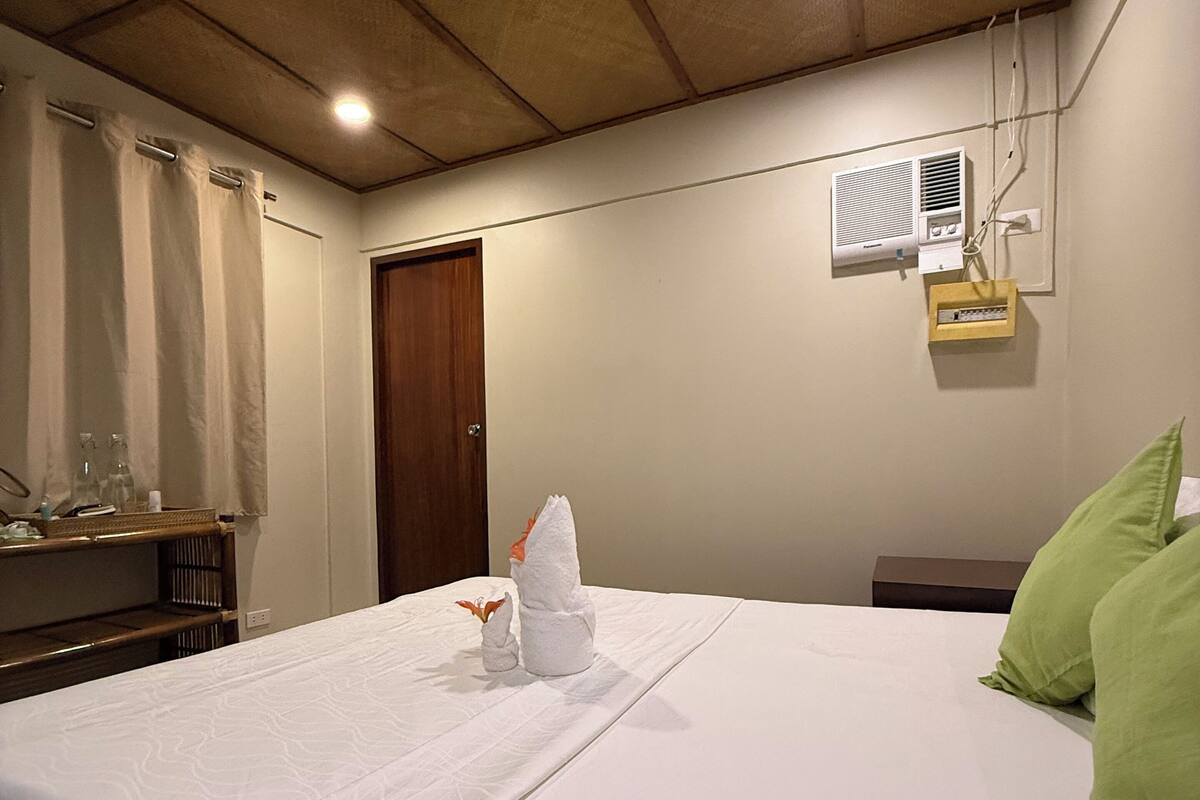 Kamar Standar | Seprai linen