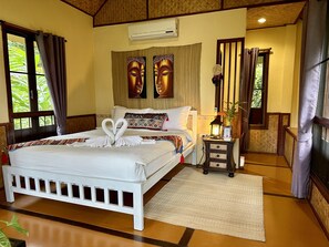 Standard Double Room | Premium bedding, down comforters, minibar, WiFi - PuraVida Pai Resort (Pai)