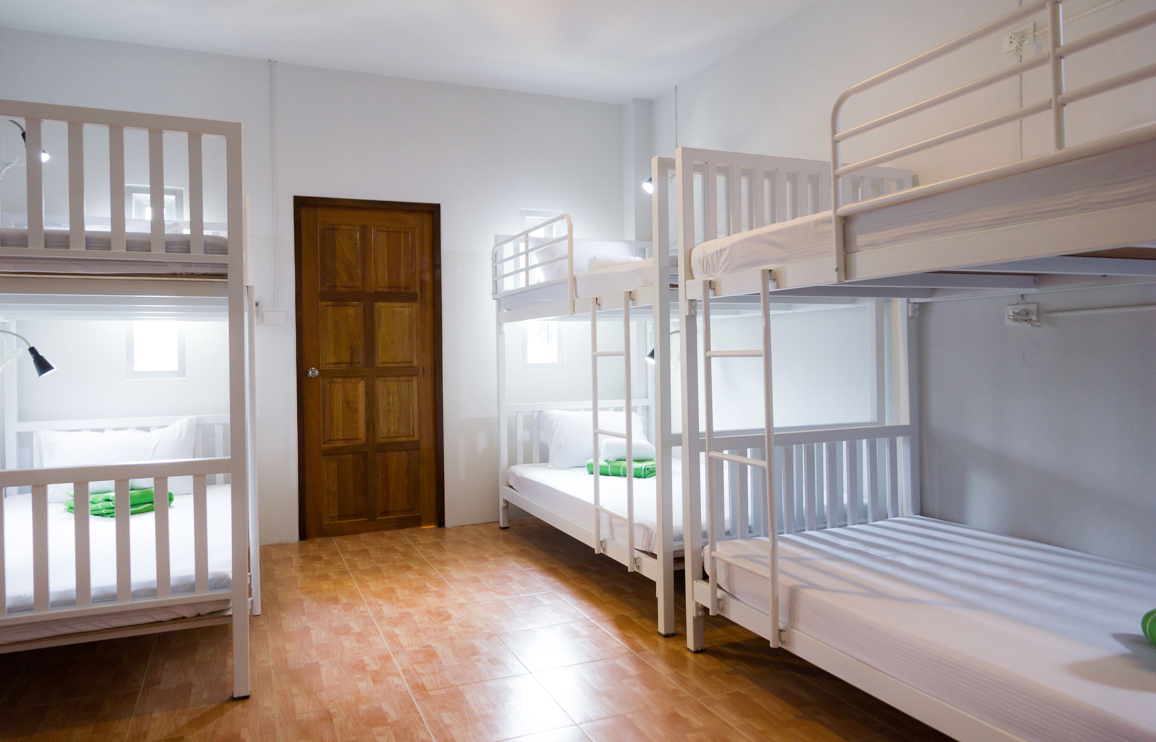 in-room safe, desk, free wifi