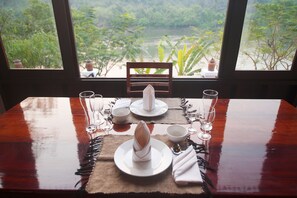 Breakfast, lunch and dinner served  - Nam Ou Riverside Hotel & Resort (Pak Ou)