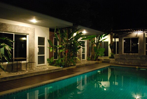 Outdoor pool - Laila Pool Village (Wichit)