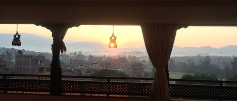 Khu ẩm thực ngoài trời