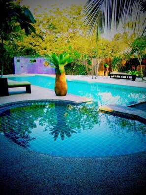 Outdoor pool, sun loungers - Panji Panji Tropical Wooden Home (Langkawi)